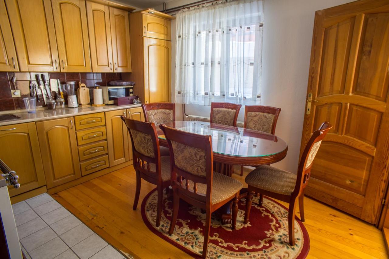 Apartmani Mila Жабляк Экстерьер фото