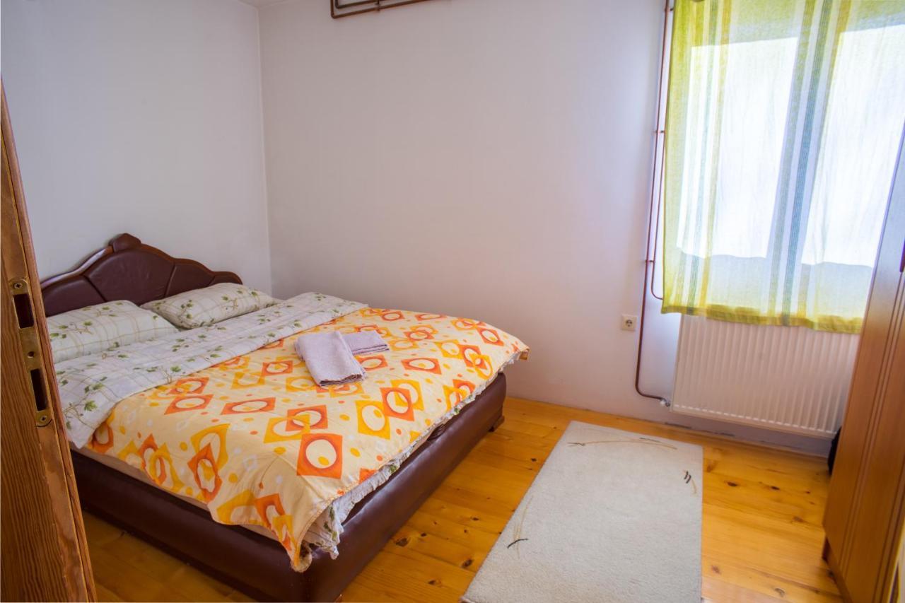 Apartmani Mila Жабляк Экстерьер фото