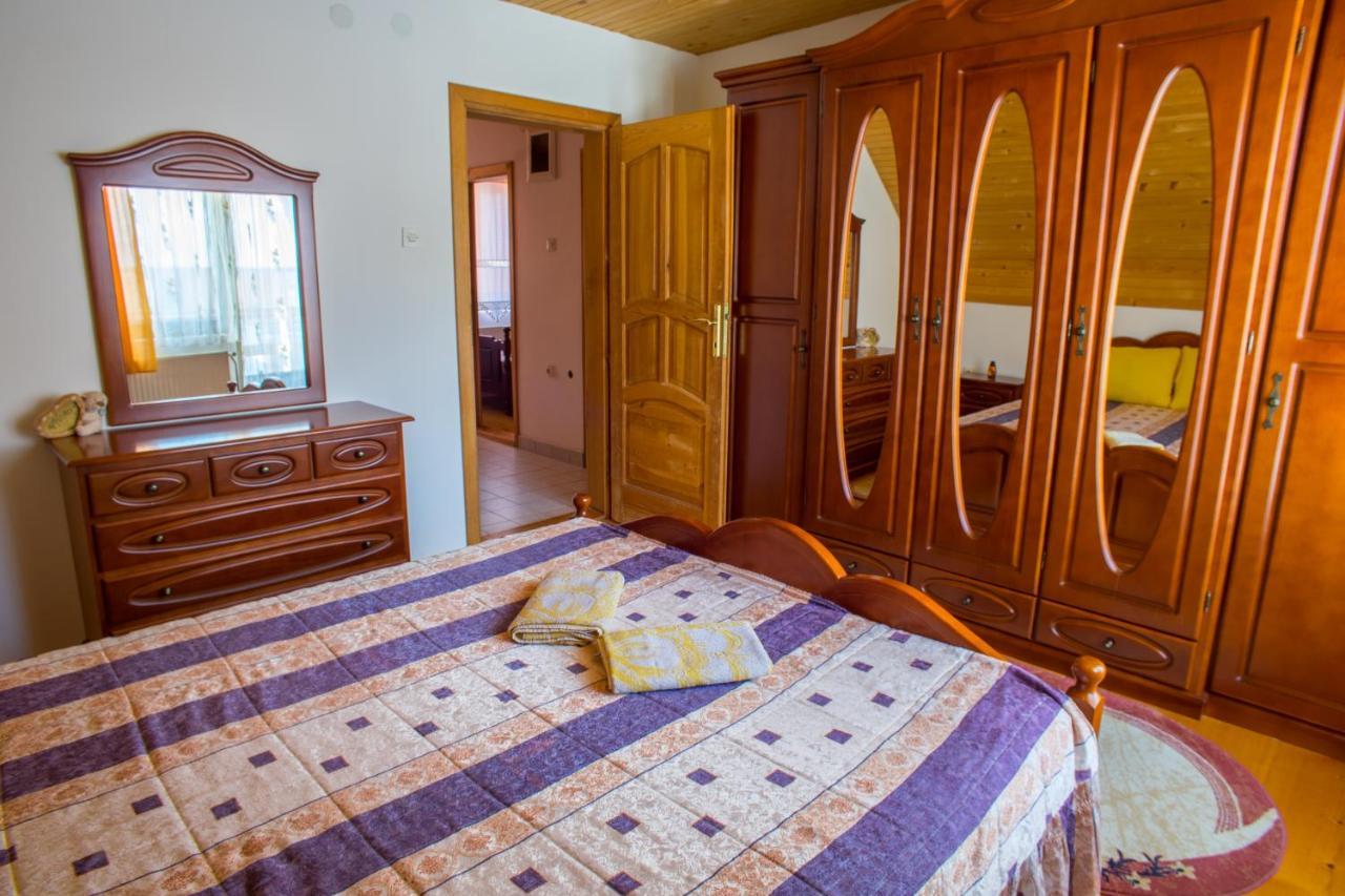 Apartmani Mila Жабляк Экстерьер фото