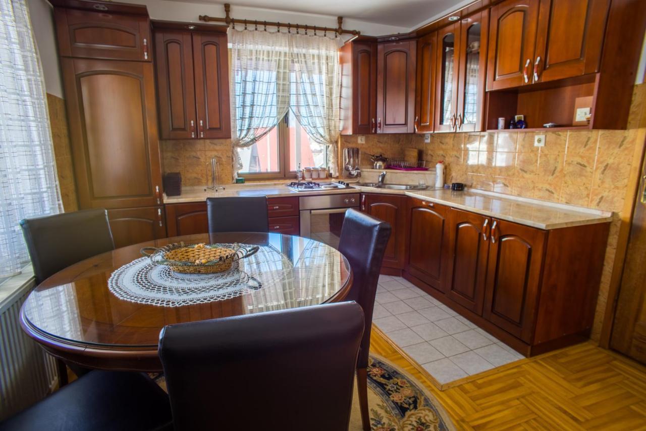 Apartmani Mila Жабляк Экстерьер фото
