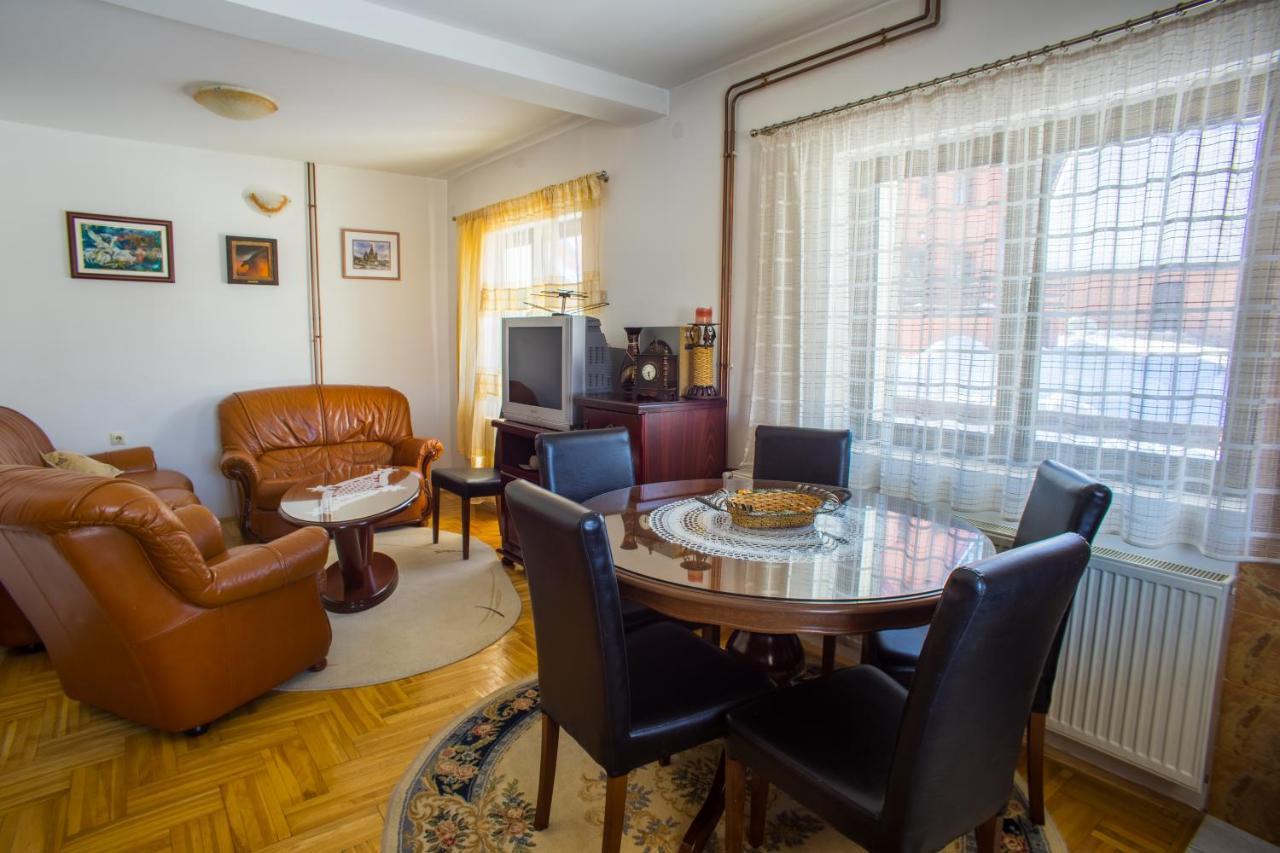Apartmani Mila Жабляк Экстерьер фото