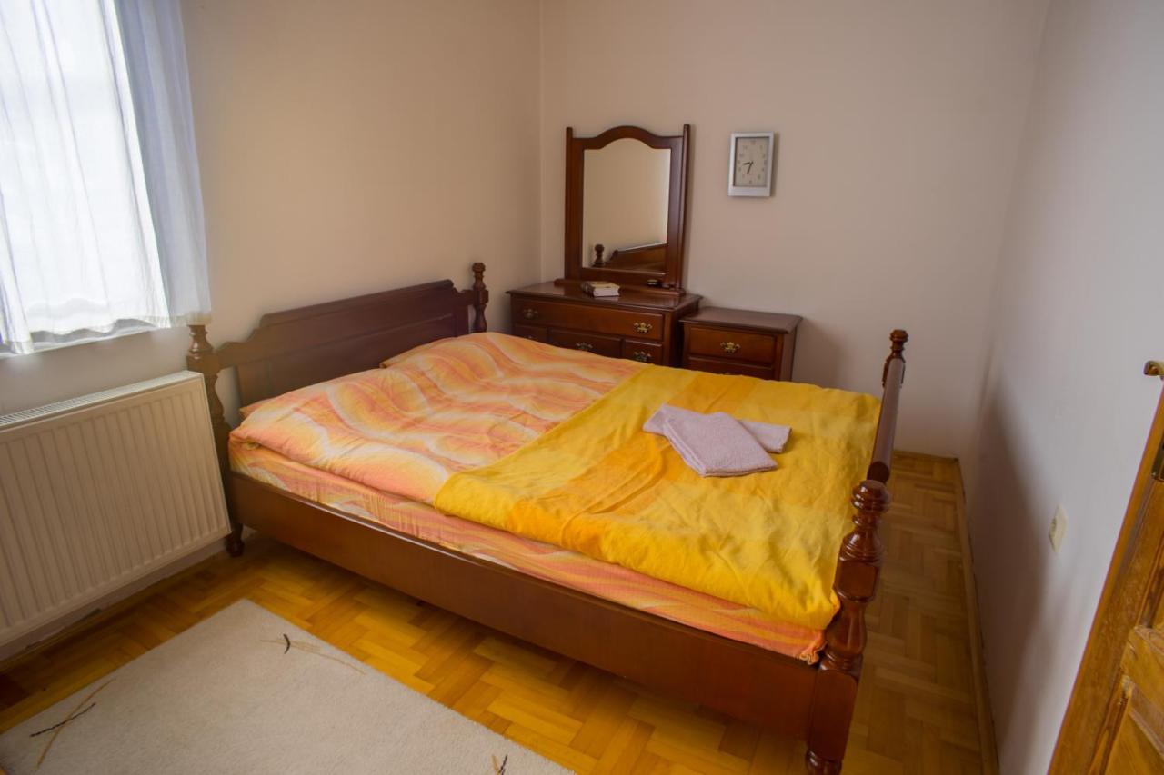 Apartmani Mila Жабляк Экстерьер фото